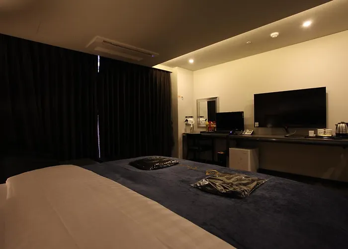 Motel Ahava 2*